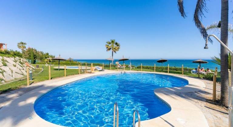 Rental apartment with pool — photo 3