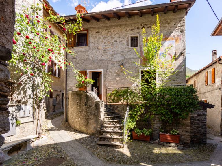 Casa  Gera Lario
