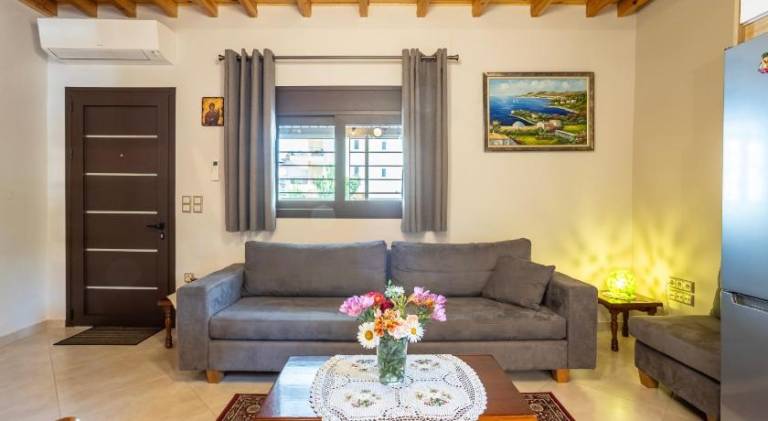 Apartment with 3 rooms for 7 persons in Kalamata