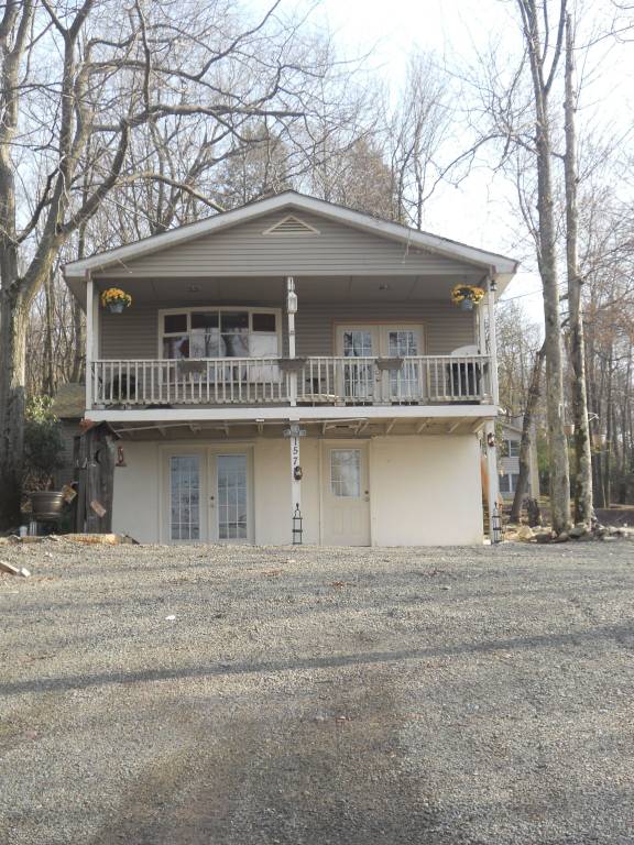 House  Lake Harmony