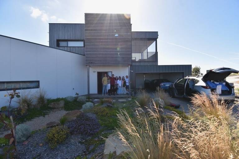 House  Inverloch