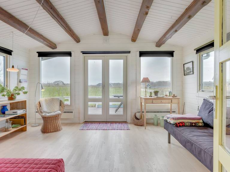 Family-friendly nice vacation home with garden, terrace & barbeque | Sea view | Pets are welcome — photo 2