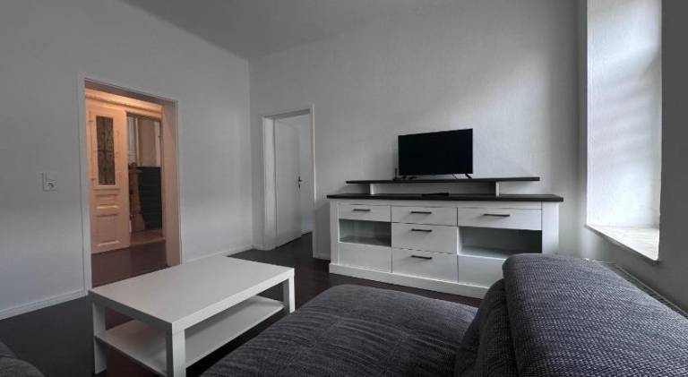 Rental apartment with 2 rooms for 6 persons — photo 2