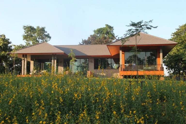Mon Sri Wiang, Nestled on a Private Hill. in Chiang Rai