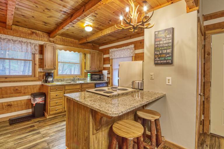 Child-friendly beautiful house with fast internet, BBQ & hot tub | City view | Pet-friendly — photo 5