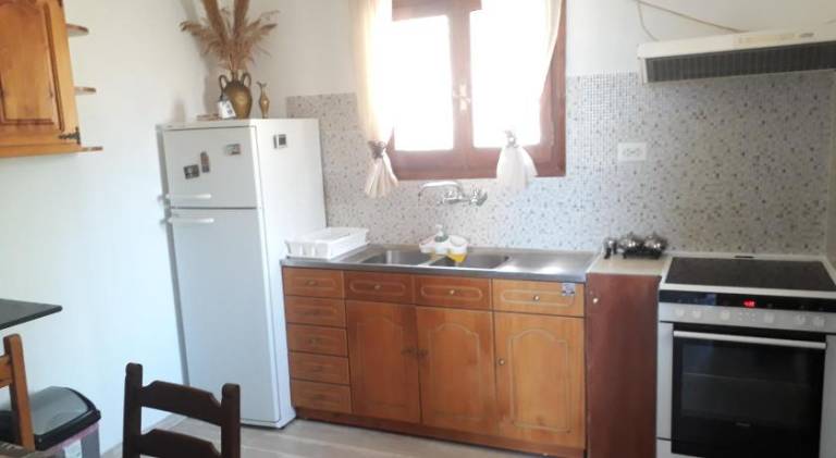 Rental apartment with patio — photo 4