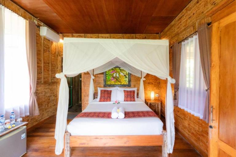Private room with hot tub & pool in Tegallalang