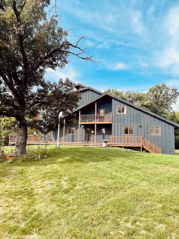 Cabin Grand Marsh