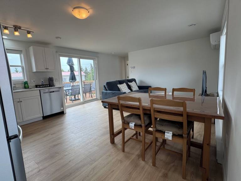 Cabin  Cavendish