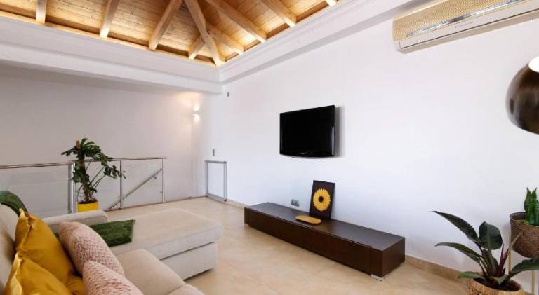 Rental apartment with 3 rooms for 6 persons — photo 2