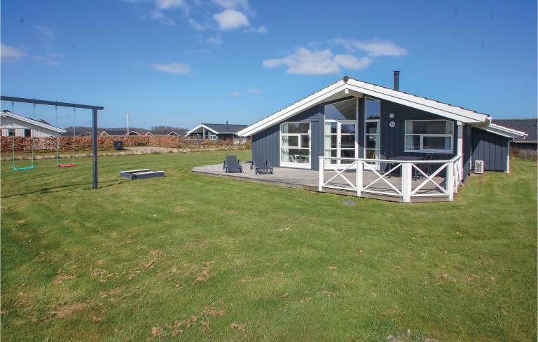 Maison de vacances Flovt Strand