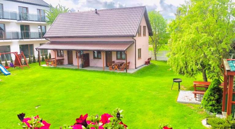 Vacation home with grill, terrace & garden in Wladyslawowo
