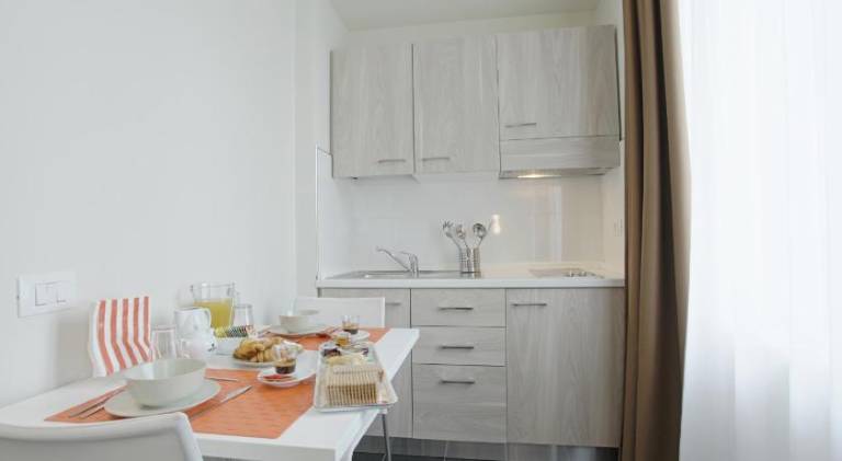 Family-oriented nice serviced apartment | Pets are welcome — photo 5