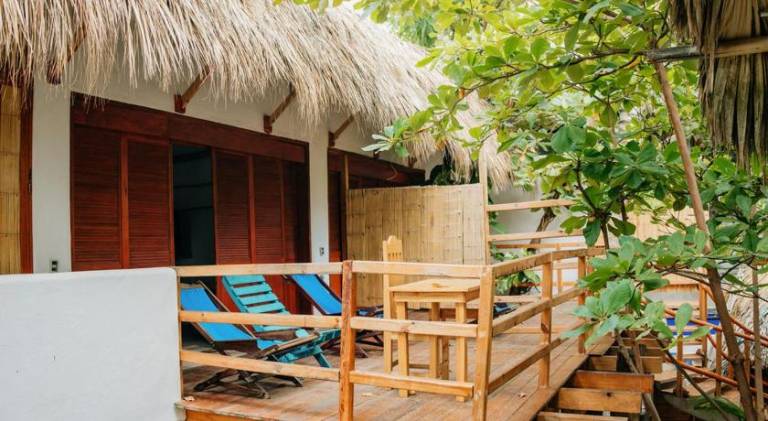 Lodge with terrace & yard | Beach nearby | Pets are welcome — photo 5