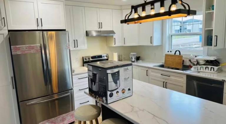 Modern Budget Stay - Moncton North — photo 3