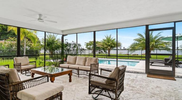House with pool | Suitable for remote work | Dogs allowed — photo 3