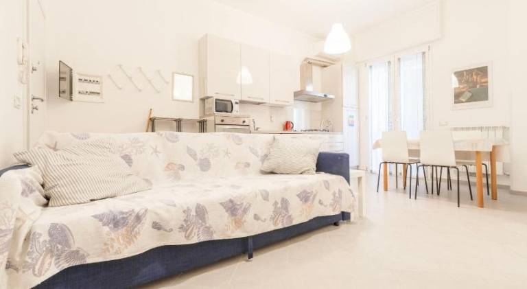 Holiday apartment with 1 room for 5 persons — photo 2
