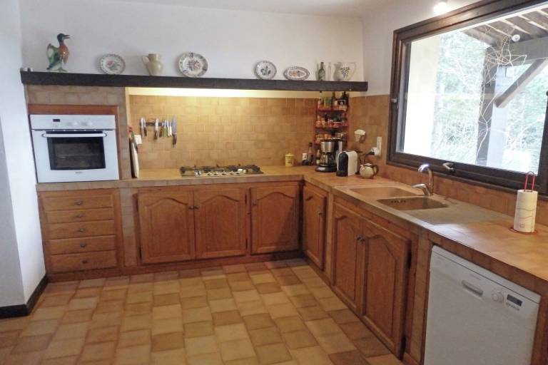 Fully equipped spacious villa with terrace, yard & pool | Nature view | Pets are welcome — photo 4