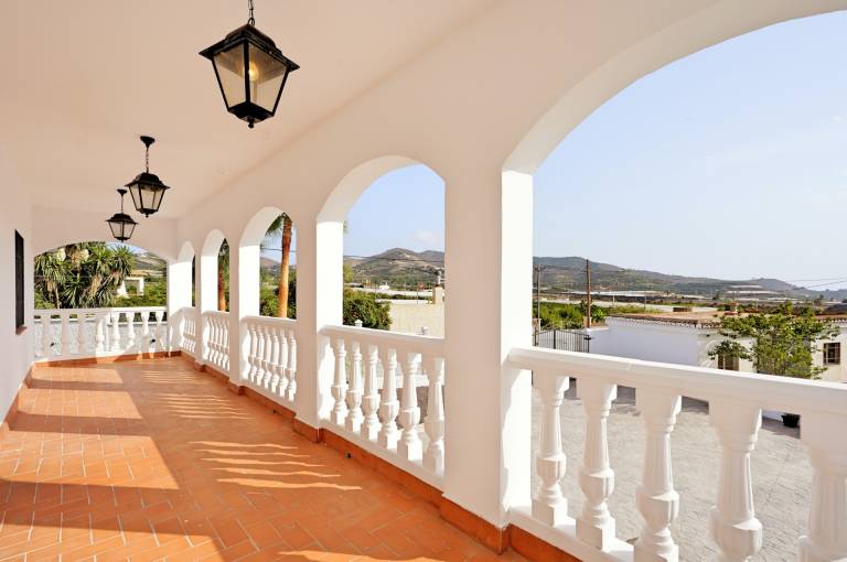 Fully equipped villa with private pool, BBQ & terrace | Mountain view | Pet-friendly — photo 3