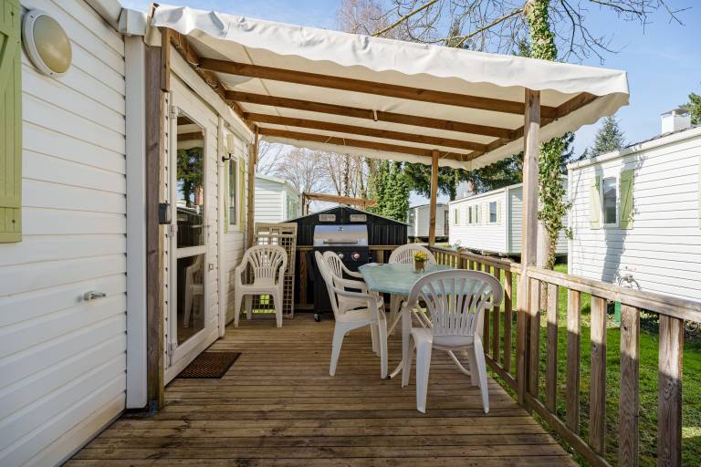 Caravan 'Nina's Mobilhome Am Europa Park' with Shared Pool and Private Terrace — photo 3