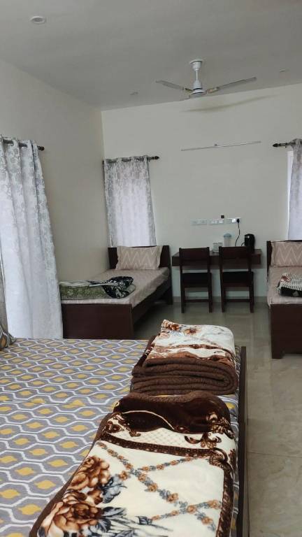 Rental apartment with yard & patio | Good for workation in Bhimtal