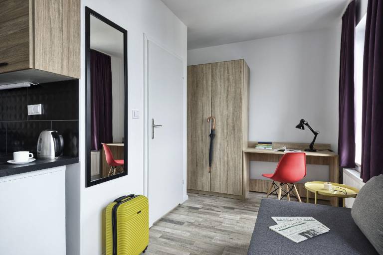 Serviced apartment with 2 rooms for 4 persons — photo 4