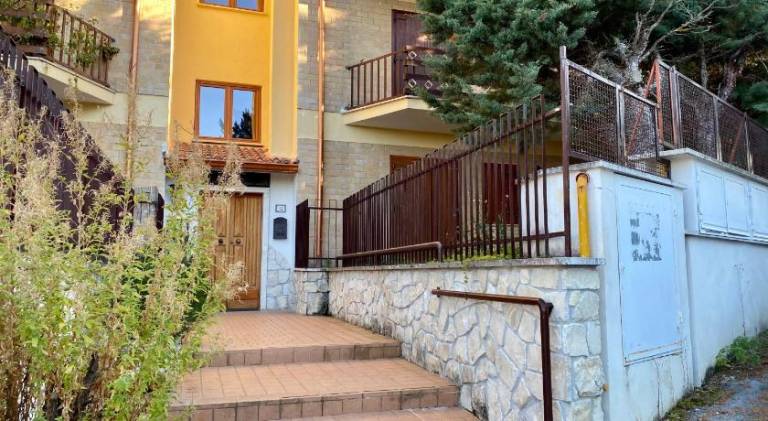 Apartment with 2 rooms for 6 persons — photo 3