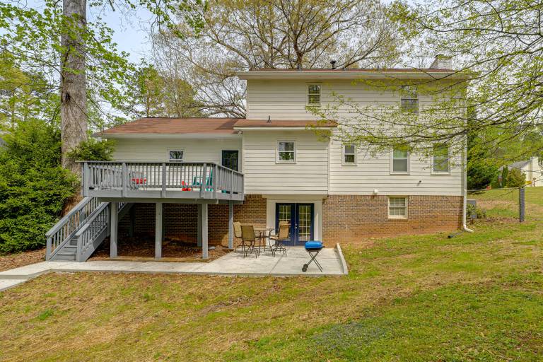 Smyrna Sanctuary Near Parks: Spacious Yard + Deck — photo 5