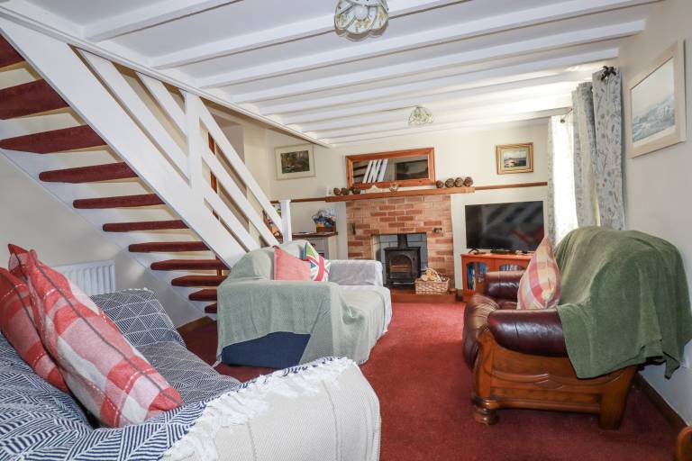 Children-friendly pleasant cottage with yard | Dogs allowed — photo 3