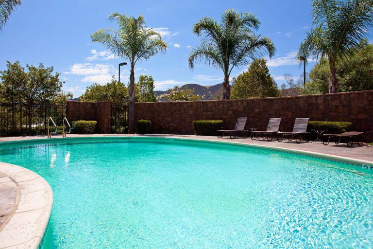 Hampton Inn & Suites Temecula — photo 3