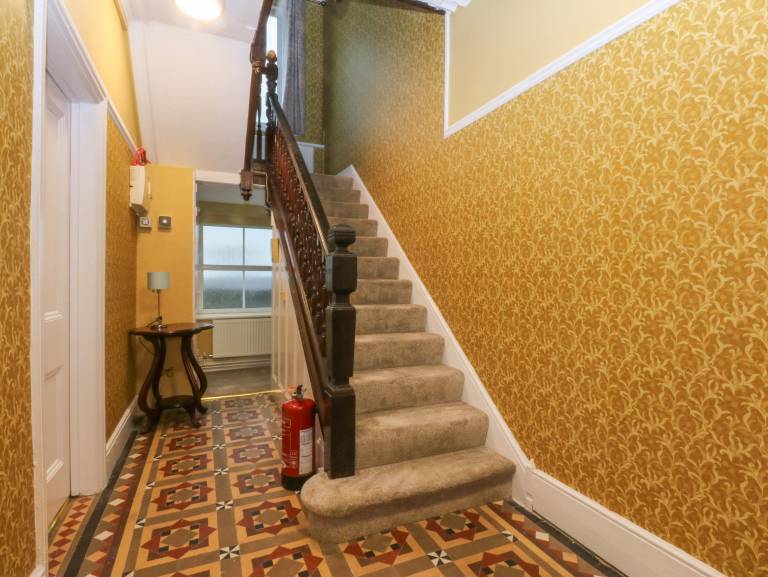 Child-friendly charming cottage with yard & jacuzzi | Beach view | Pets are welcome — photo 3