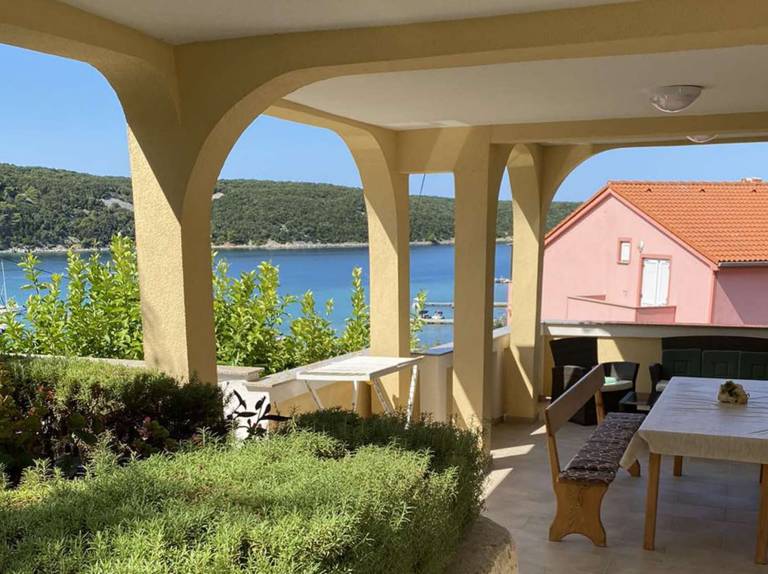 Children-friendly wonderful apartment with grill, terrace & garden | Dogs allowed — photo 2