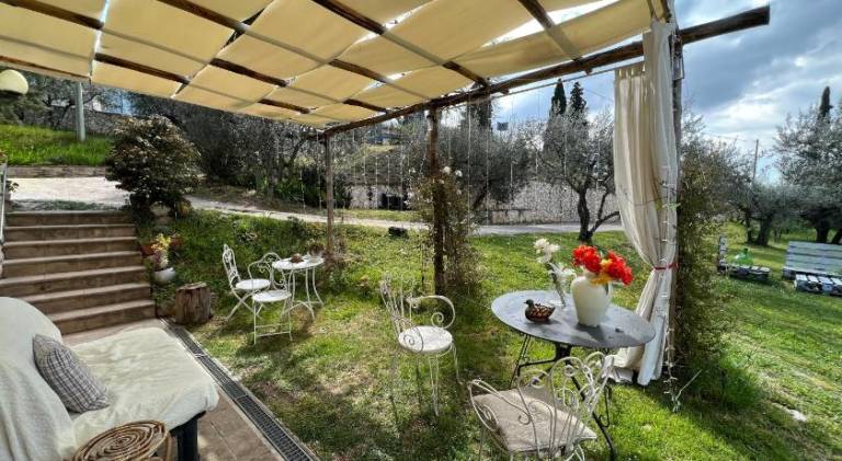Apartment with hot tub, private pool & garden — photo 4