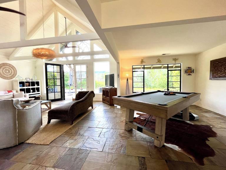 House Saint Helena