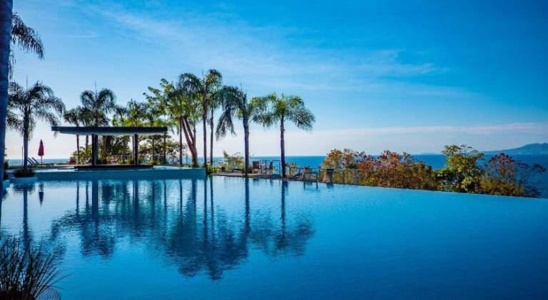 House with patio, jacuzzi & pool | Beach nearby | Pets allowed in Puerto Vallarta