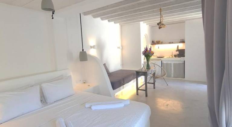 House Mykonos