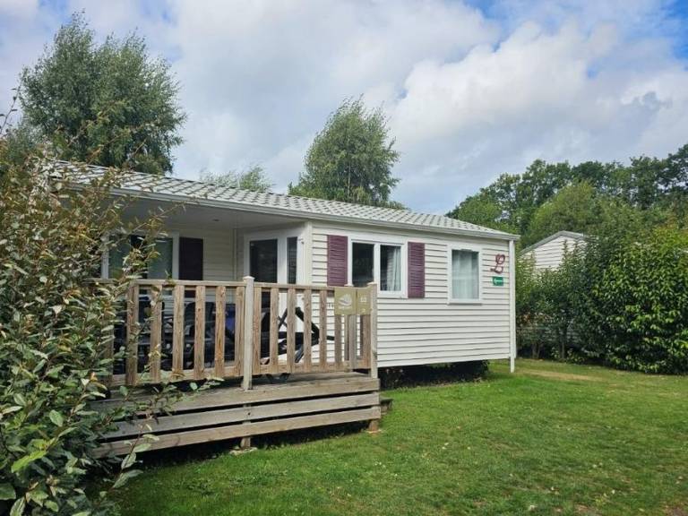 Mobile home with heated pool & patio — photo 4