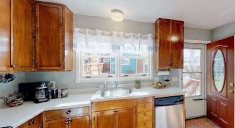 Big vacation home | Pets allowed — photo 2