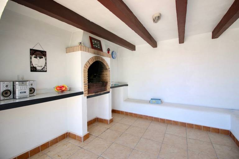 Villa with patio, barbecue & private pool — photo 5