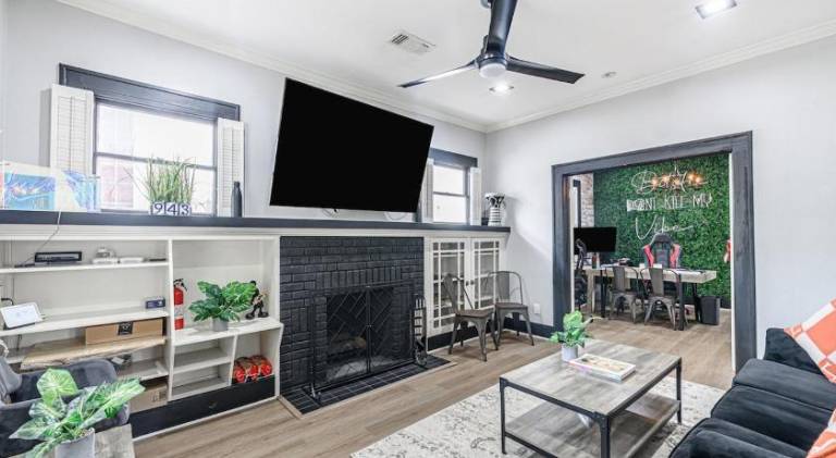 Lovely vacation home | Pets are welcome in Houston, TX