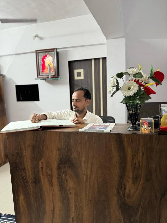 Hotel Sadanand Home