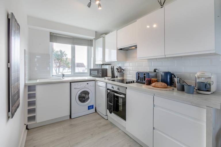 Holiday apartment with 2 rooms for 4 persons — photo 3