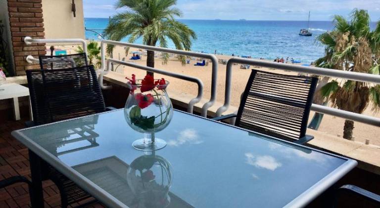 Apartment with patio in Lloret de Mar