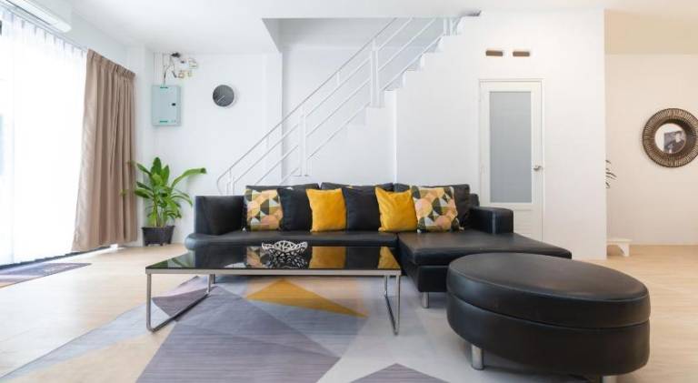 House with patio | Perfect for remote work — photo 4