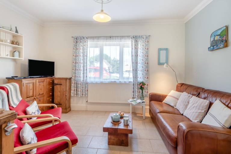 Fully equipped beautiful cottage | Beach nearby | Pet-friendly — photo 2
