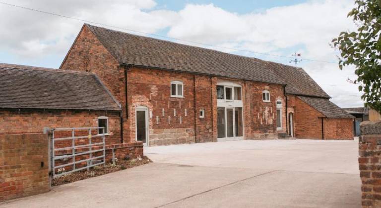 Tuppenhurst Barn in Lichfield