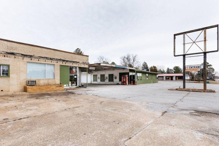 OYO Hotel Holly Springs MS — photo 3