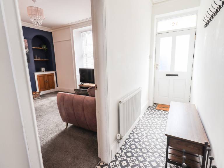 Cottage with 3 rooms for 8 persons — photo 2
