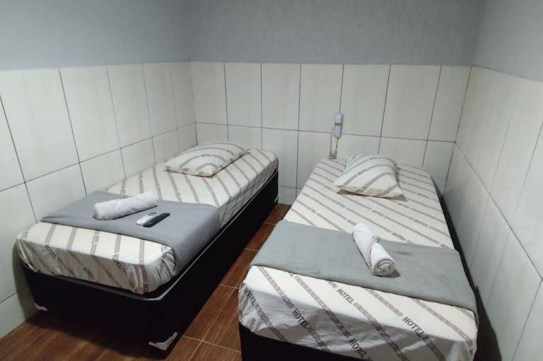 Hotel anoitecer