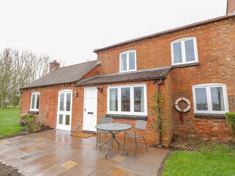 Cottage Southam